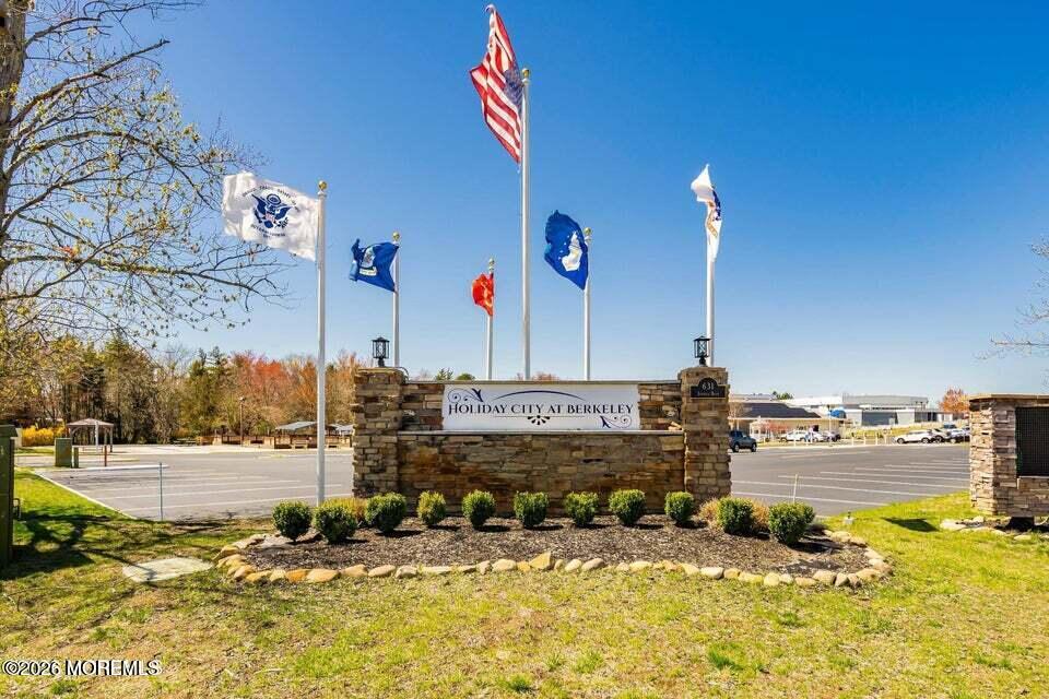 34 Barbuda Street Toms River NJ 08757