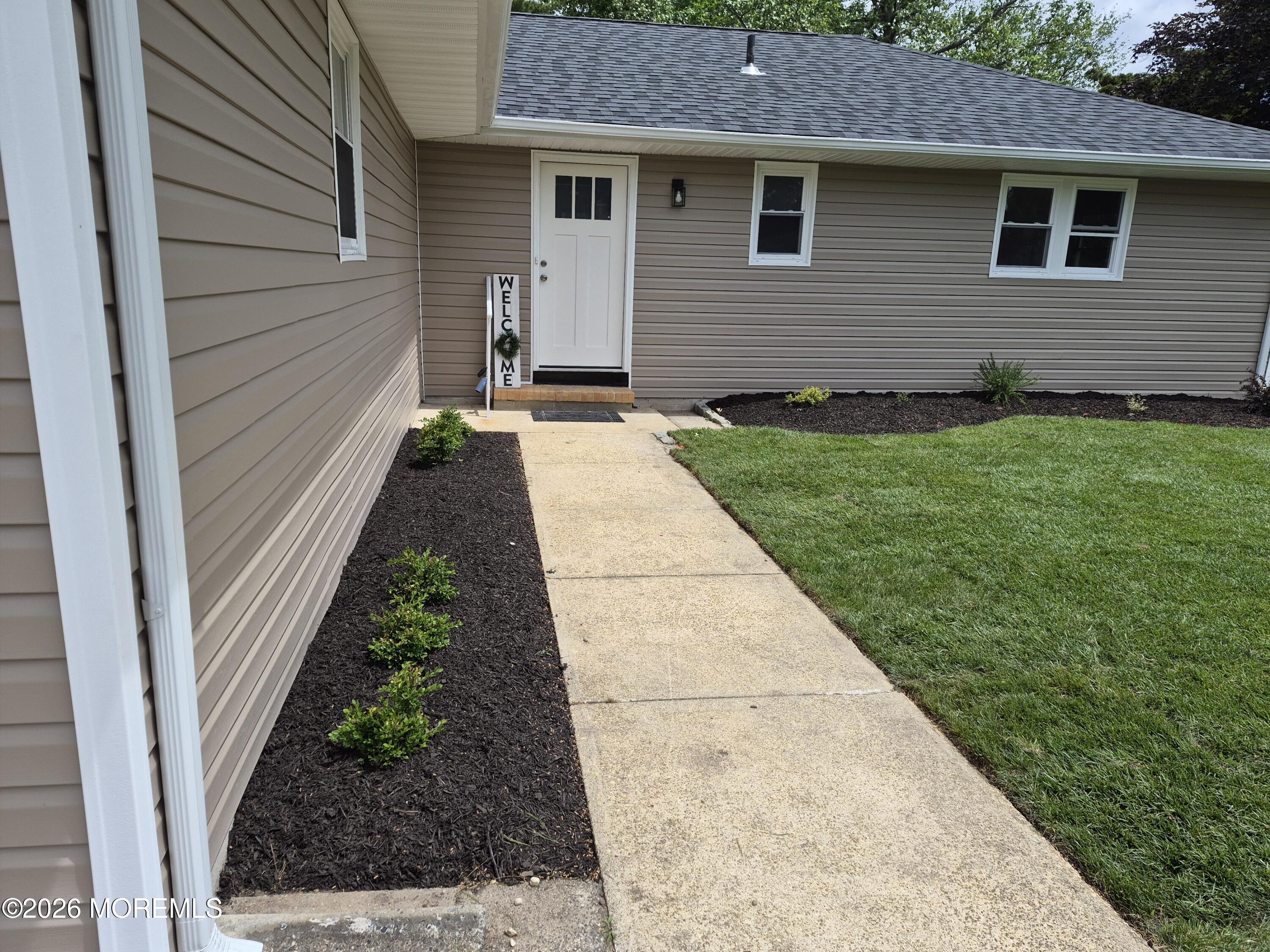 34 Barbuda Street Toms River NJ 08757