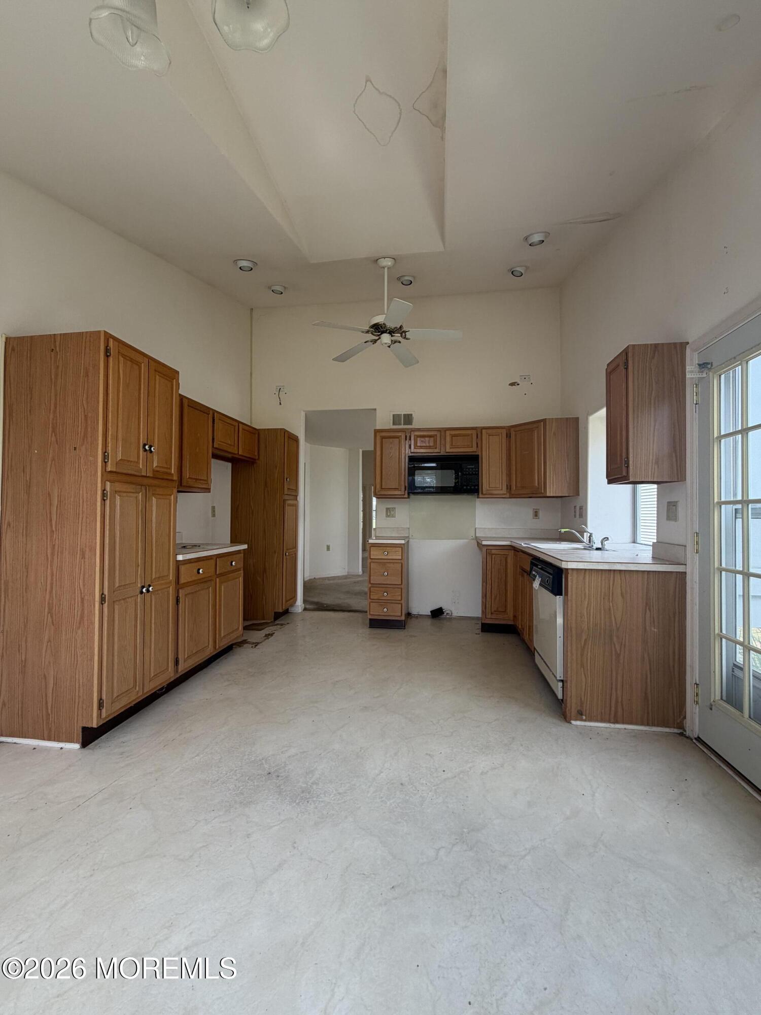 6 Mansfield Avenue Manchester NJ 08759