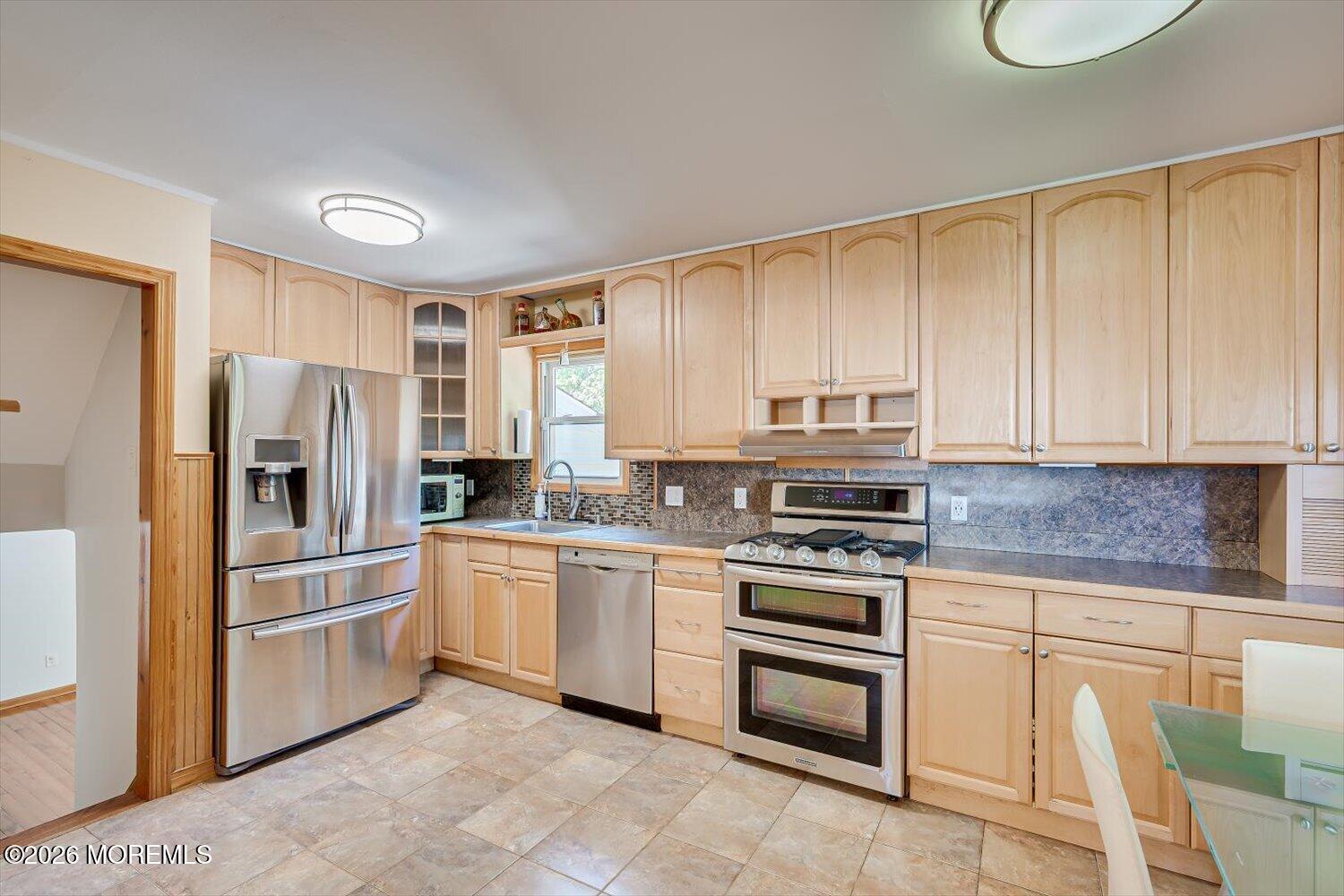 221 N Hill Road Colonia NJ 07067