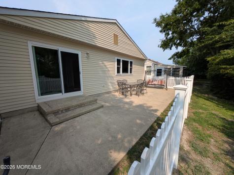 18 Maison Way Toms River NJ 08757