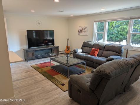 18 Maison Way Toms River NJ 08757