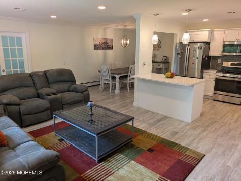 18 Maison Way Toms River NJ 08757