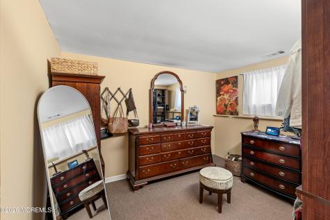 7 Oxford Road Manalapan NJ 07726