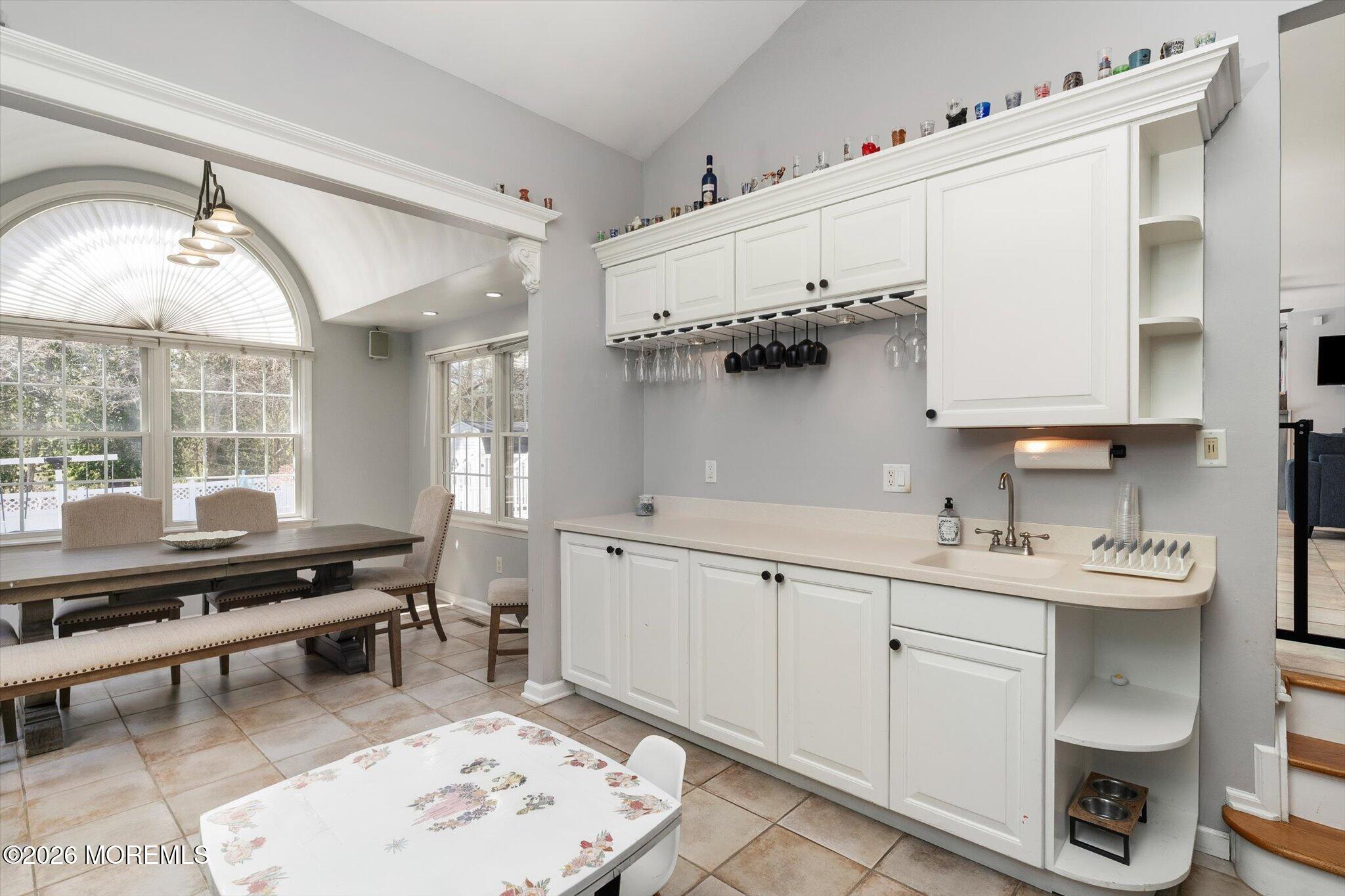 4 Twain Drive Allentown NJ 08501