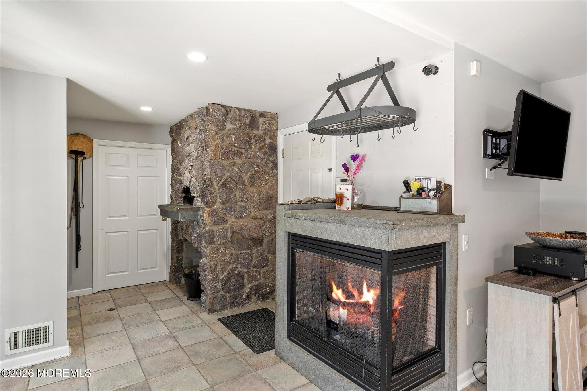4 Twain Drive Allentown NJ 08501