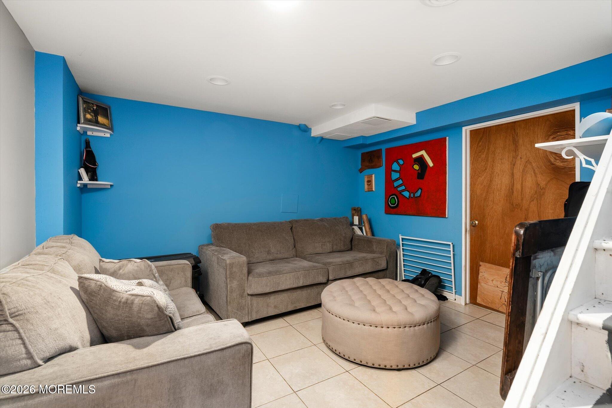 4 Twain Drive Allentown NJ 08501