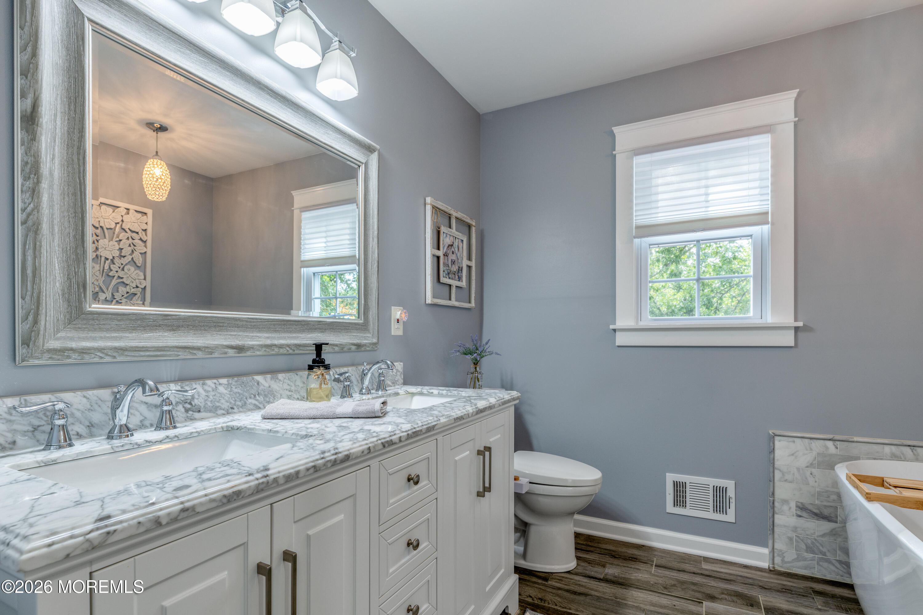 545 River Terrace Toms River NJ 08755