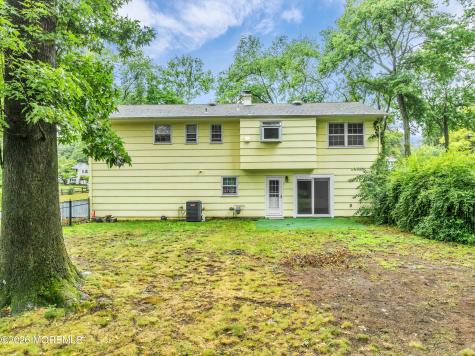 94 Leedsville Drive Lincroft NJ 07738