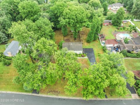 94 Leedsville Drive Lincroft NJ 07738