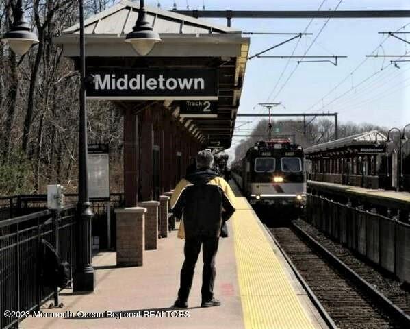 94 Leedsville Drive Lincroft NJ 07738