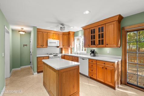 4 Brookside Drive Colts Neck NJ 07722