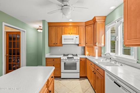 4 Brookside Drive Colts Neck NJ 07722