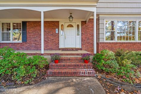4 Brookside Drive Colts Neck NJ 07722