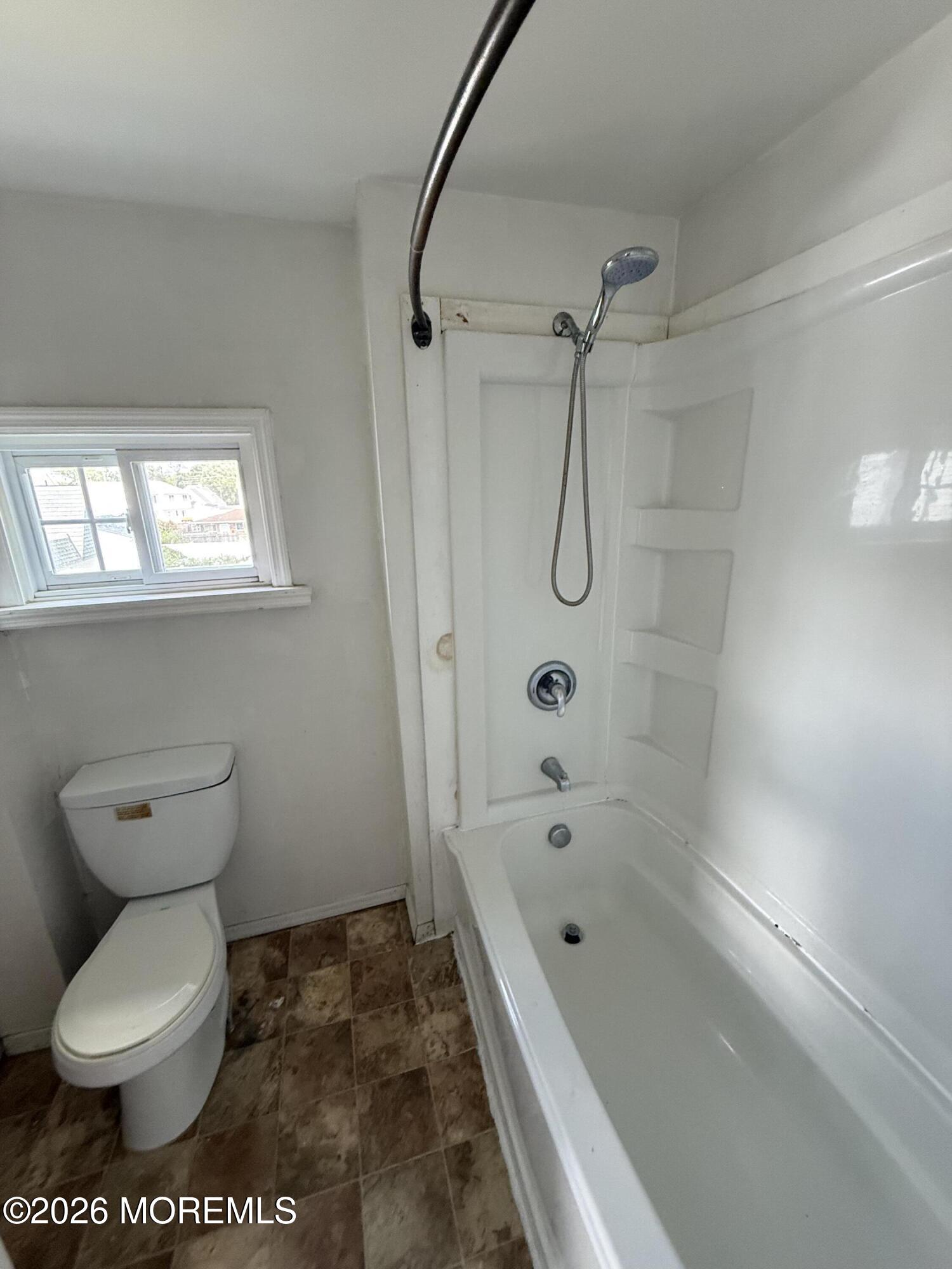 5 Leroy Place Keansburg NJ 07734