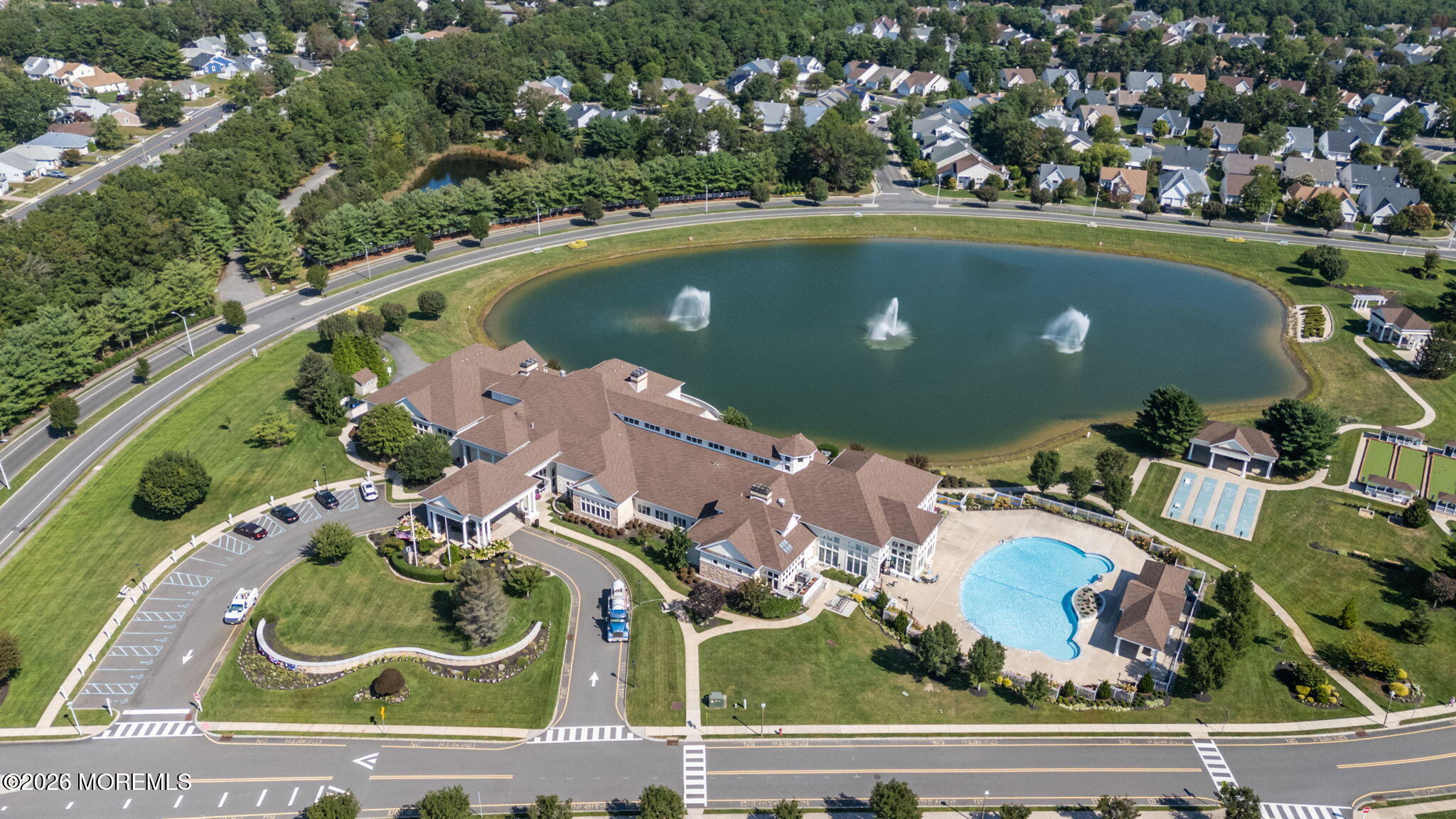 33 Valley Stream Place Barnegat NJ 08005