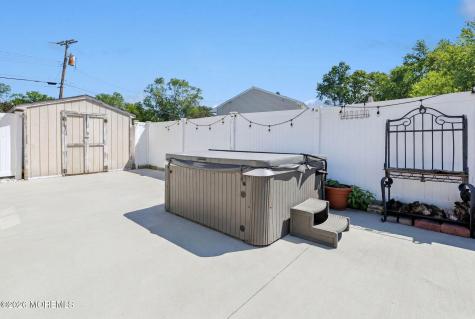 5 Lake Drive Howell NJ 07731