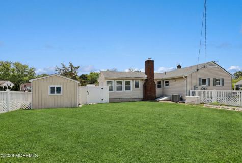 5 Lake Drive Howell NJ 07731
