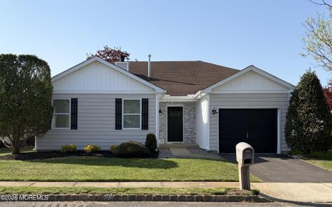 10 Suffolk Way Marlboro NJ 07746