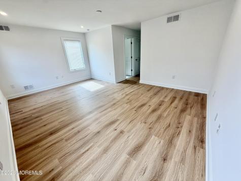 10 Suffolk Way Marlboro NJ 07746