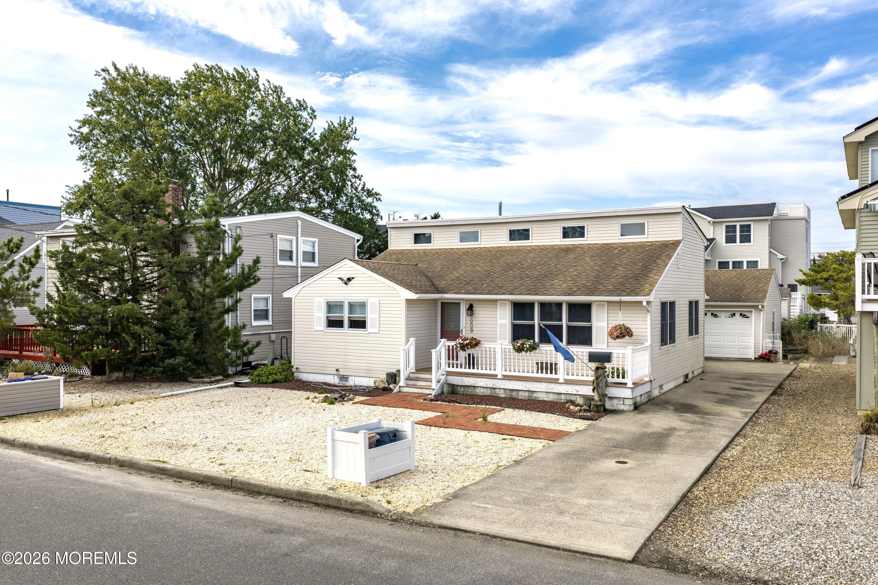 270 N 3rd Street Surf City NJ 08008