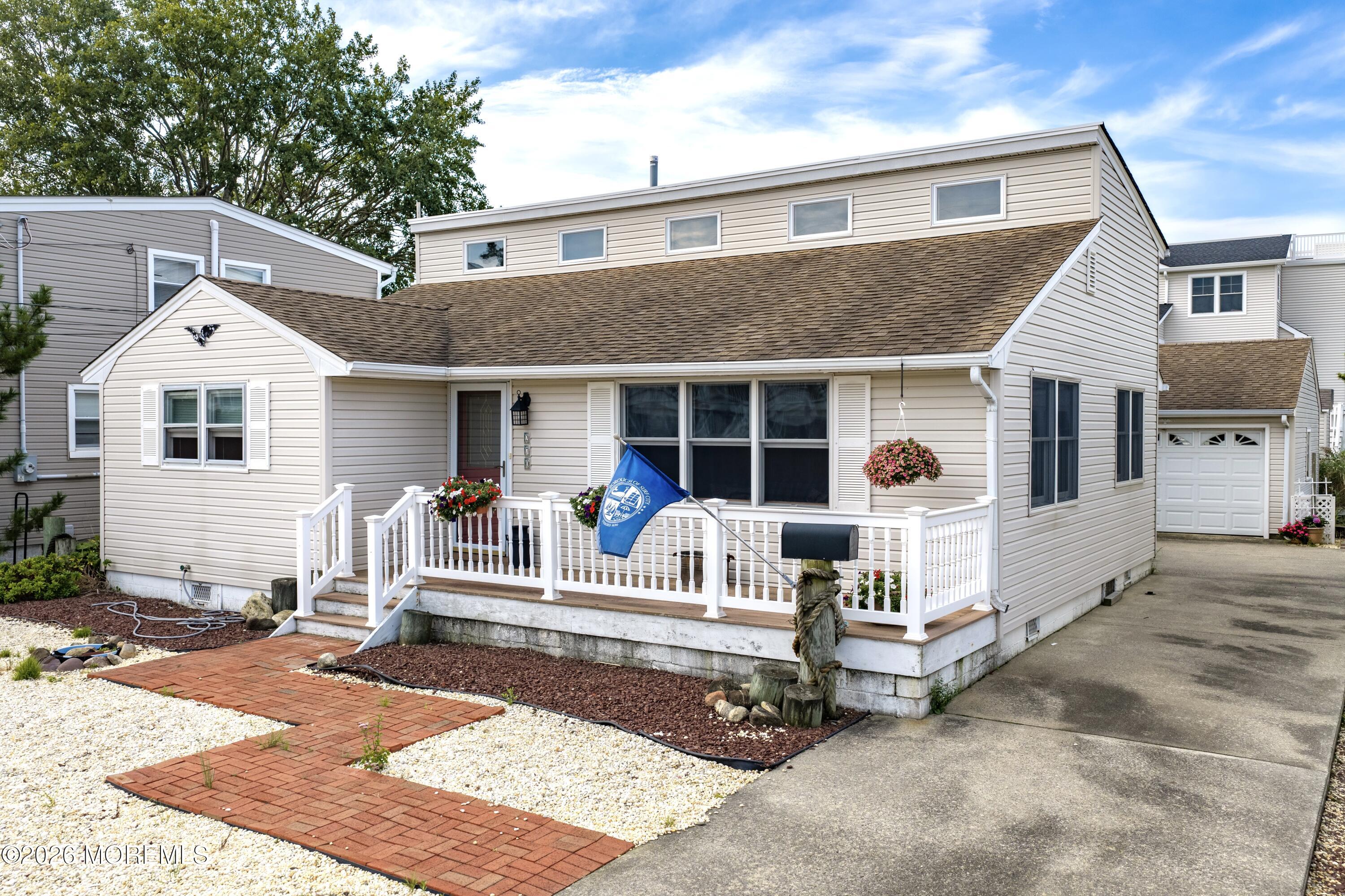 270 N 3rd Street Surf City NJ 08008