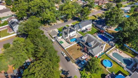 209 Gilford Avenue Island Heights NJ 08732