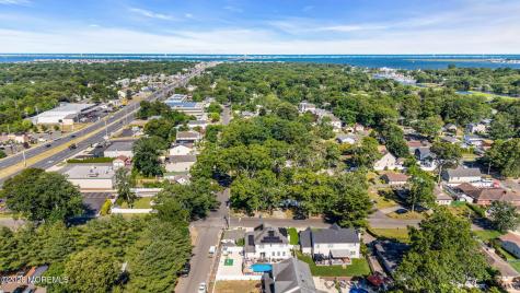 209 Gilford Avenue Island Heights NJ 08732