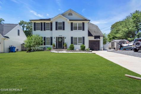 209 Gilford Avenue Island Heights NJ 08732