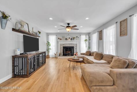 209 Gilford Avenue Island Heights NJ 08732