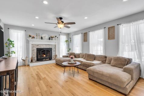 209 Gilford Avenue Island Heights NJ 08732