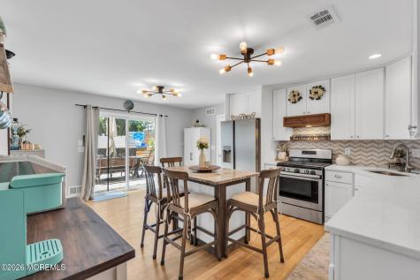 209 Gilford Avenue Island Heights NJ 08732