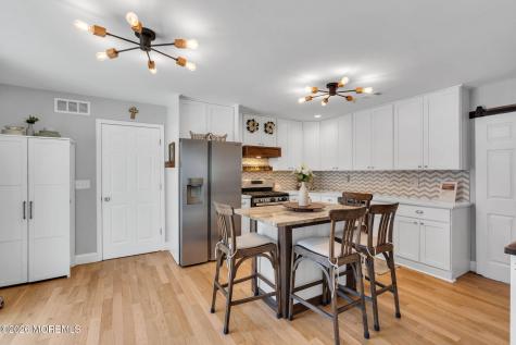 209 Gilford Avenue Island Heights NJ 08732