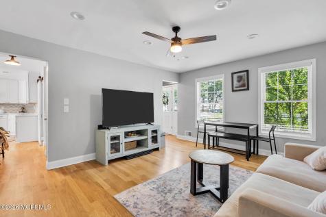 209 Gilford Avenue Island Heights NJ 08732