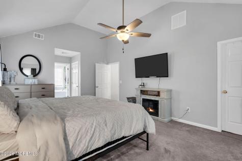 209 Gilford Avenue Island Heights NJ 08732