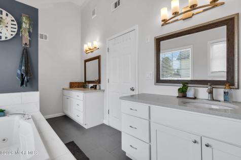 209 Gilford Avenue Island Heights NJ 08732