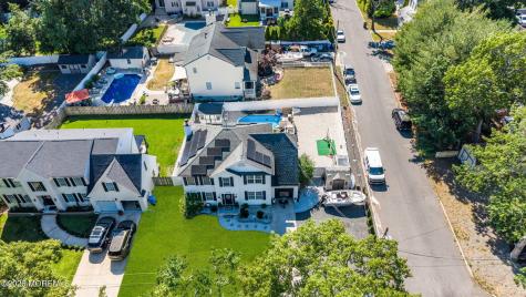 209 Gilford Avenue Island Heights NJ 08732