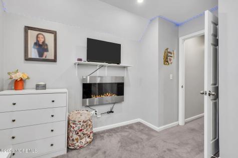 209 Gilford Avenue Island Heights NJ 08732