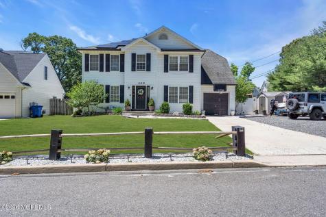 209 Gilford Avenue Island Heights NJ 08732