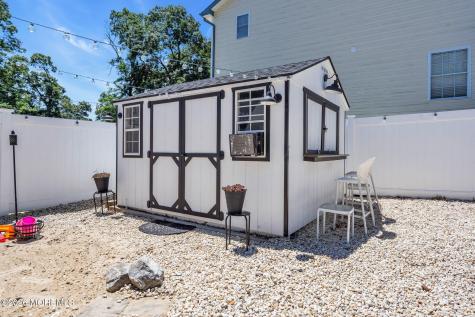 209 Gilford Avenue Island Heights NJ 08732