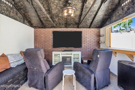 209 Gilford Avenue Island Heights NJ 08732