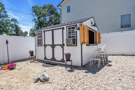 209 Gilford Avenue Island Heights NJ 08732