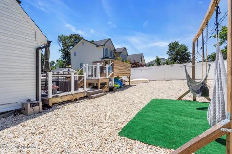 209 Gilford Avenue Island Heights NJ 08732