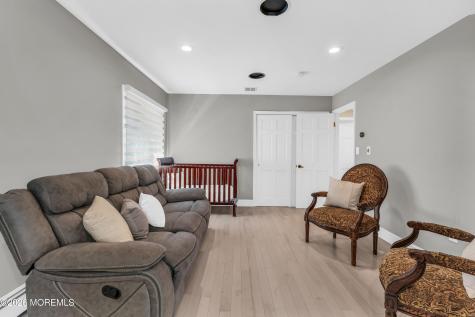 12 Red Fox Run Manalapan NJ 07726