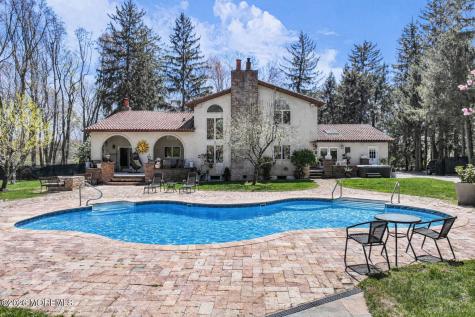12 Red Fox Run Manalapan NJ 07726