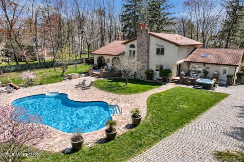 12 Red Fox Run Manalapan NJ 07726