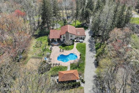 12 Red Fox Run Manalapan NJ 07726