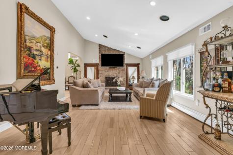 12 Red Fox Run Manalapan NJ 07726
