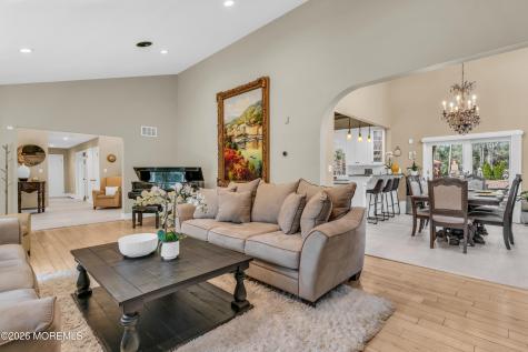 12 Red Fox Run Manalapan NJ 07726