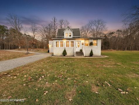 5 Pittenger Pond Road Freehold NJ 07728